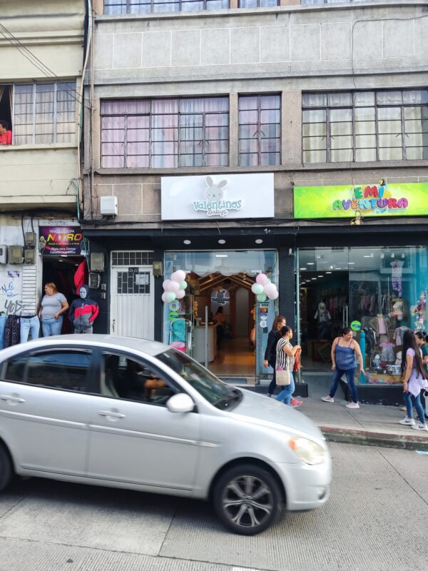 LOCALES COMERCIALES - Image 45