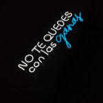 neones (121)